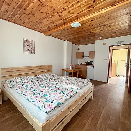 Affittacamere Hevera 3*